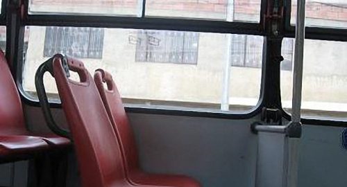 Anuncio de congelamiento de tarifa beneficiaria a usuarios del transporte público en Villarrica