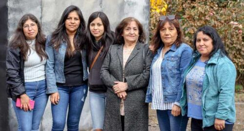 Realizan campaña solidaria en beneficio de artesanas que perdieron sus locales en incendio.